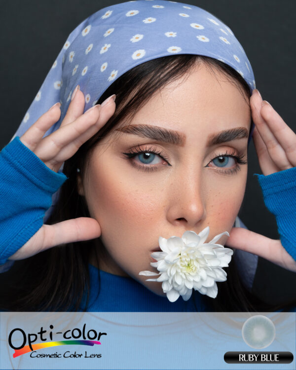 لنز رنگی آبی شفاف و خاص اپتی کالر مدل Ruby Blue - Image 4