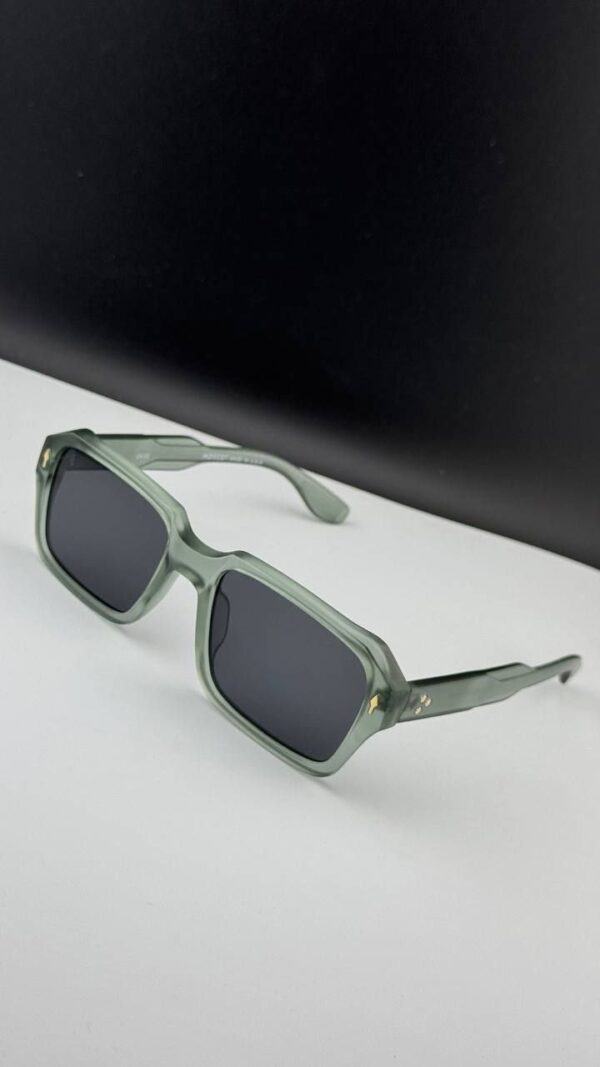 عینک آفتابی فریم مستطیل برند موسکات (MOSCOT)