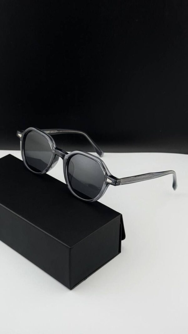 عینک آفتابی هشت ضلعی برند موسکات (MOSCOT)