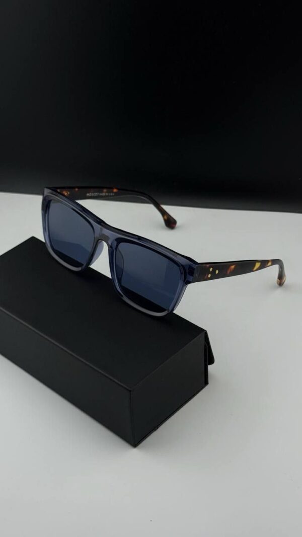 عینک آفتابی فریم تمام کائوچوی برند موسکات (MOSCOT)